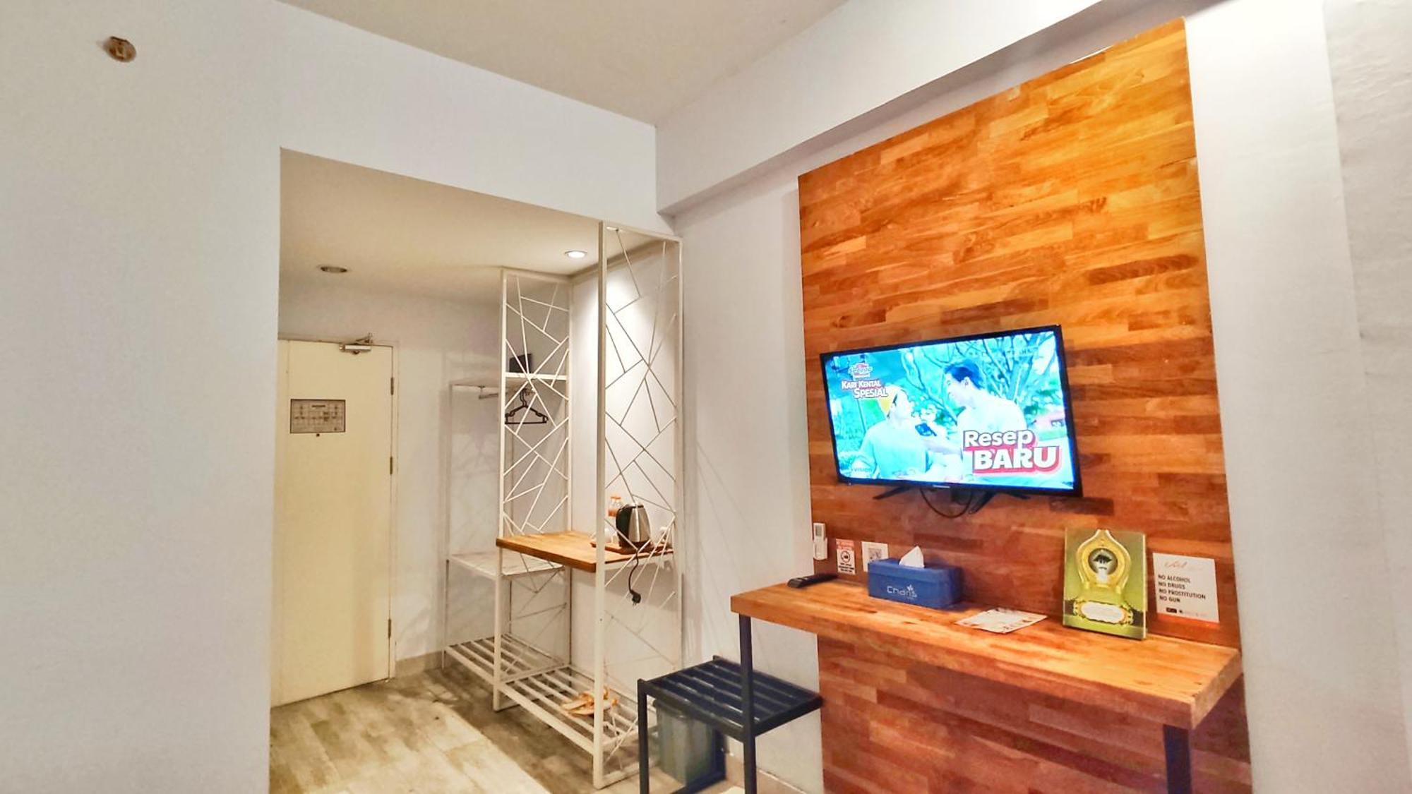 Votel Hotel Charis Tuban Tuban  Buitenkant foto